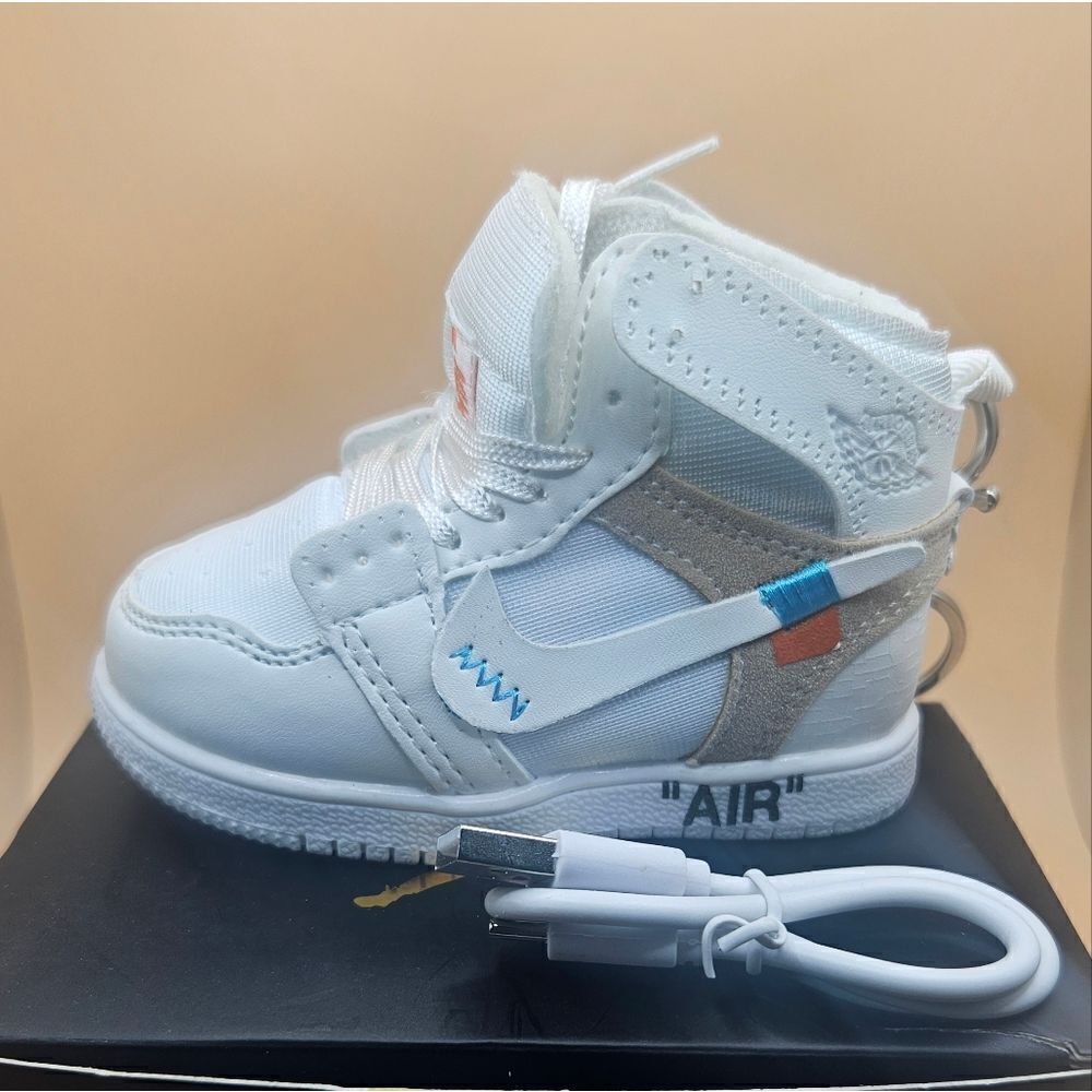 Off White Jordan, , 🔋 Bank Phone📱 Charger 🔌 Keychains